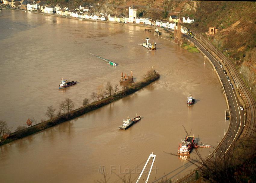 Schiff gesunken St Goarhausen Loreley P101.jpg